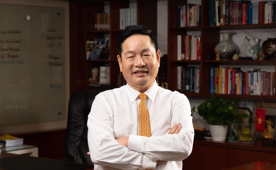 Điều chưa biết về Chủ tịch FPT Trương Gia Bình: 30 tuổi thành lập FPT, người vợ giàu có kín tiếng