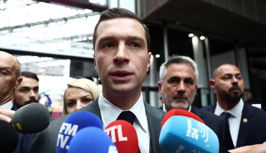 Pháp: Lãnh đạo đảng cực hữu nêu rõ mục tiêu vị trí chính phủ sau bầu cử