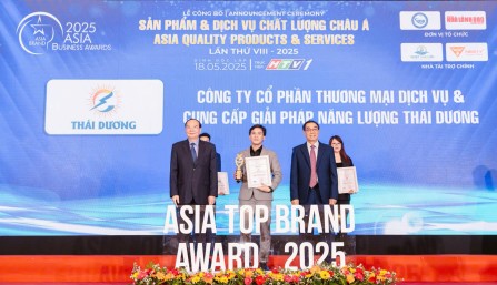 Công ty Cổ phần Tập đoàn Năng Lượng Thái Dương được trao chứng nhận sản phẩm dịch vụ chất lượng châu Á
