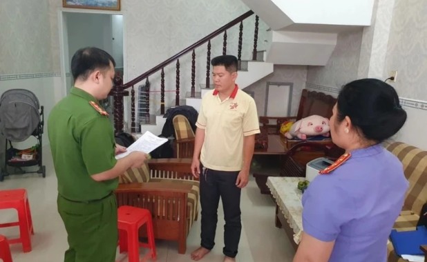 Giám đốc Trung tâm đăng kiểm ở Cần Thơ ‘phù phép’ 778 hồ sơ để trục lợi gần 1 tỉ đồng