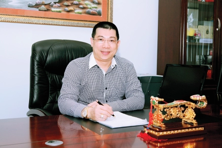 Doanh nhân Nguyễn Hoàng Long: Tư Duy Lớn Kiểu &quot;Hoàng Gia&quot;