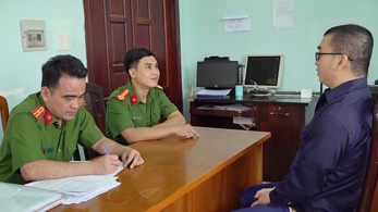 Bắt nhân viên ngân hàng ở TPHCM chiếm đoạt 8 tỷ đồng