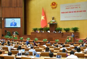 Ủy ban Thường vụ Quốc hội bắt đầu chất vấn các &quot;tư lệnh&quot; ngành