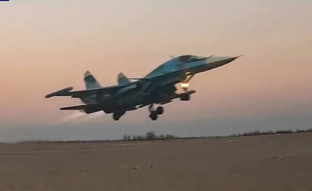 Nga dội tên lửa vào thủ đô Ukraine, Belarus đưa thêm quân đến biên giới