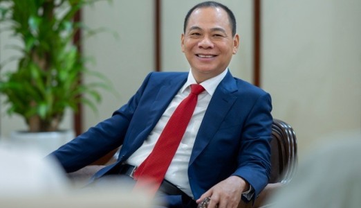 Cổ phiếu họ Vingroup đồng loạt tăng nóng sau thông báo 'khủng' của Vinhomes