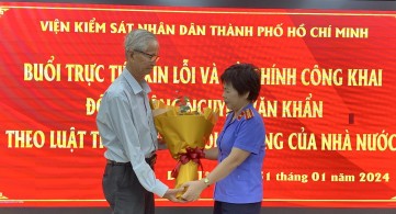 Ông Nguyễn Văn Khẩn nhận quyết định khôi phục quyền đảng viên sau gần 30 năm bị oan sai