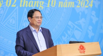 Thủ tướng: Huy động nguồn lực hợp tác công tư để thực hiện chuyển đổi xanh