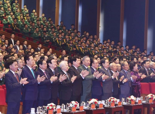 Quân đội là điểm tựa vững chắc của nhân dân