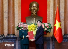 Phó chủ nhiệm Tổng cục Chính trị Lê Quang Minh được thăng quân hàm thượng tướng