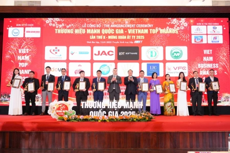 Công ty Bao Bì Toàn Cầu vinh dự nhận giải thưởng Top 12 Thương Hiệu Mạnh Quốc Gia 2025