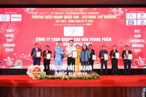 Công ty TNHH Quảng cáo - Văn phòng phẩm Đại Hồng phát lọt top 12 Thương Hiệu Mạnh Quốc Gia 2025