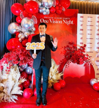 Ảo thuật gia Quốc tế Tuấn Minh với những màn trình diễn ảo thuật độc đáo trên sân khấu