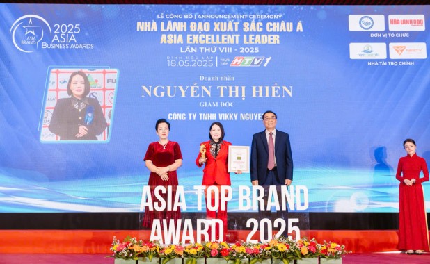 CEO Học viện đánh vần tiếng Anh Nguyễn Thị Hiền được Vinh danh Nhà Lãnh Đạo Xuất Sắc Châu Á 2025