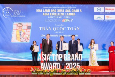 Thạc sĩ Trần Quốc Toản vinh dự đạt chứng nhận Nhà lãnh đạo- Nhà giáo xuất sắc châu Á 2025