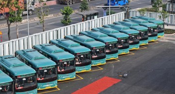 Đề xuất lộ trình chuyển đổi 400.000 xe xăng sang điện của TP HCM