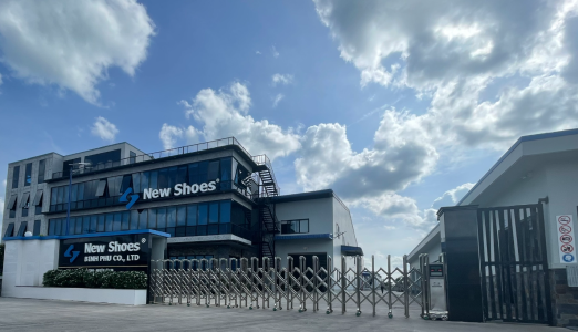 New Shoes Group: Nhà sản xuất giày dép hàng đầu, uy tín và được tôn trọng trên toàn cầu
