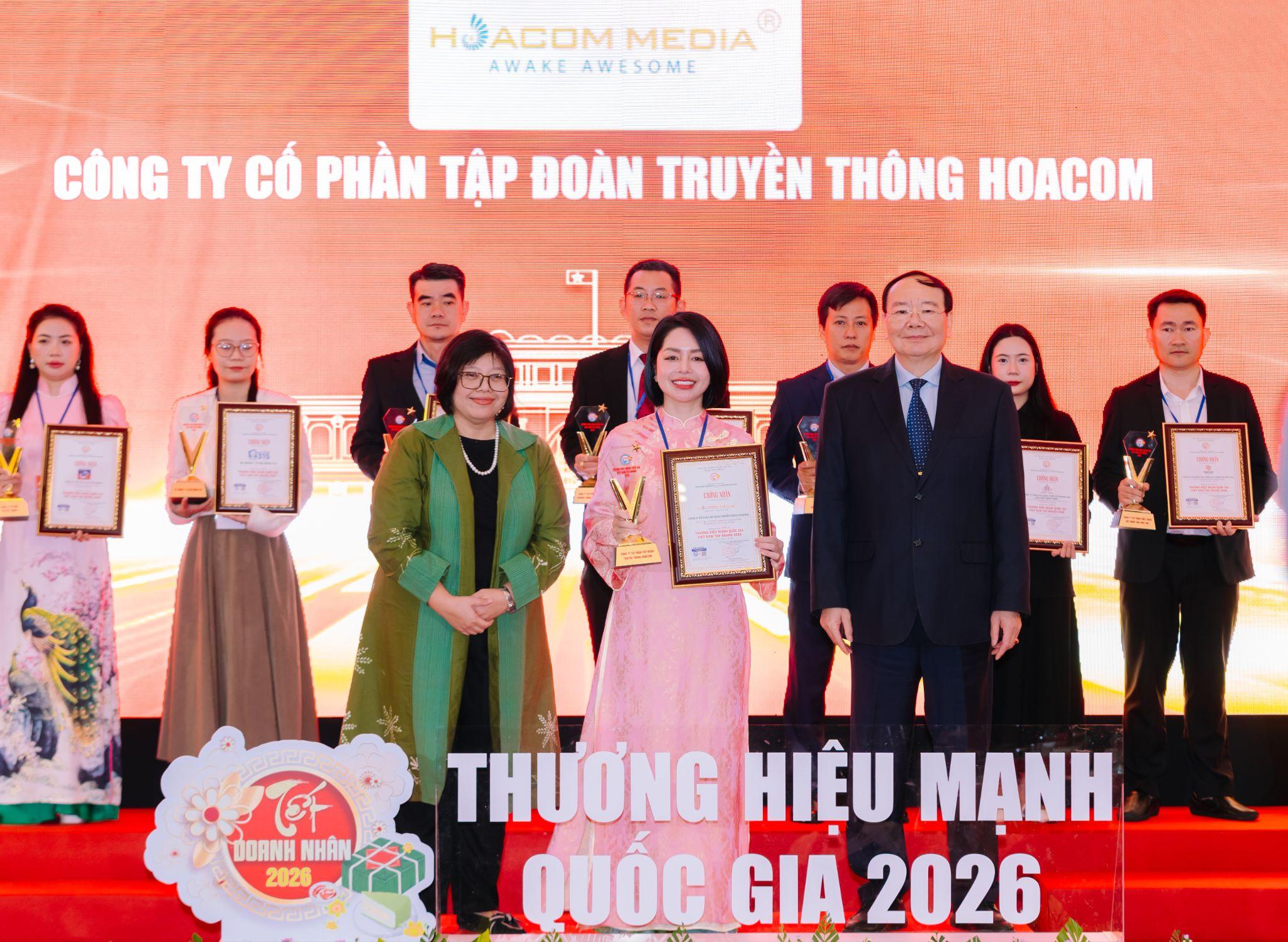 CEO Hoacom Media Bella Trần – Làm nghề bằng thực chiến, giữ nghề bằng cái tâm